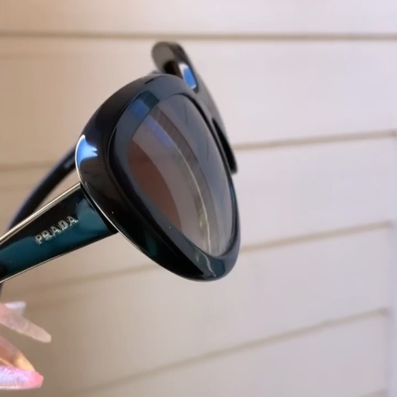 i’m selling black cat eye prada glasses! - Picture 1 of 4